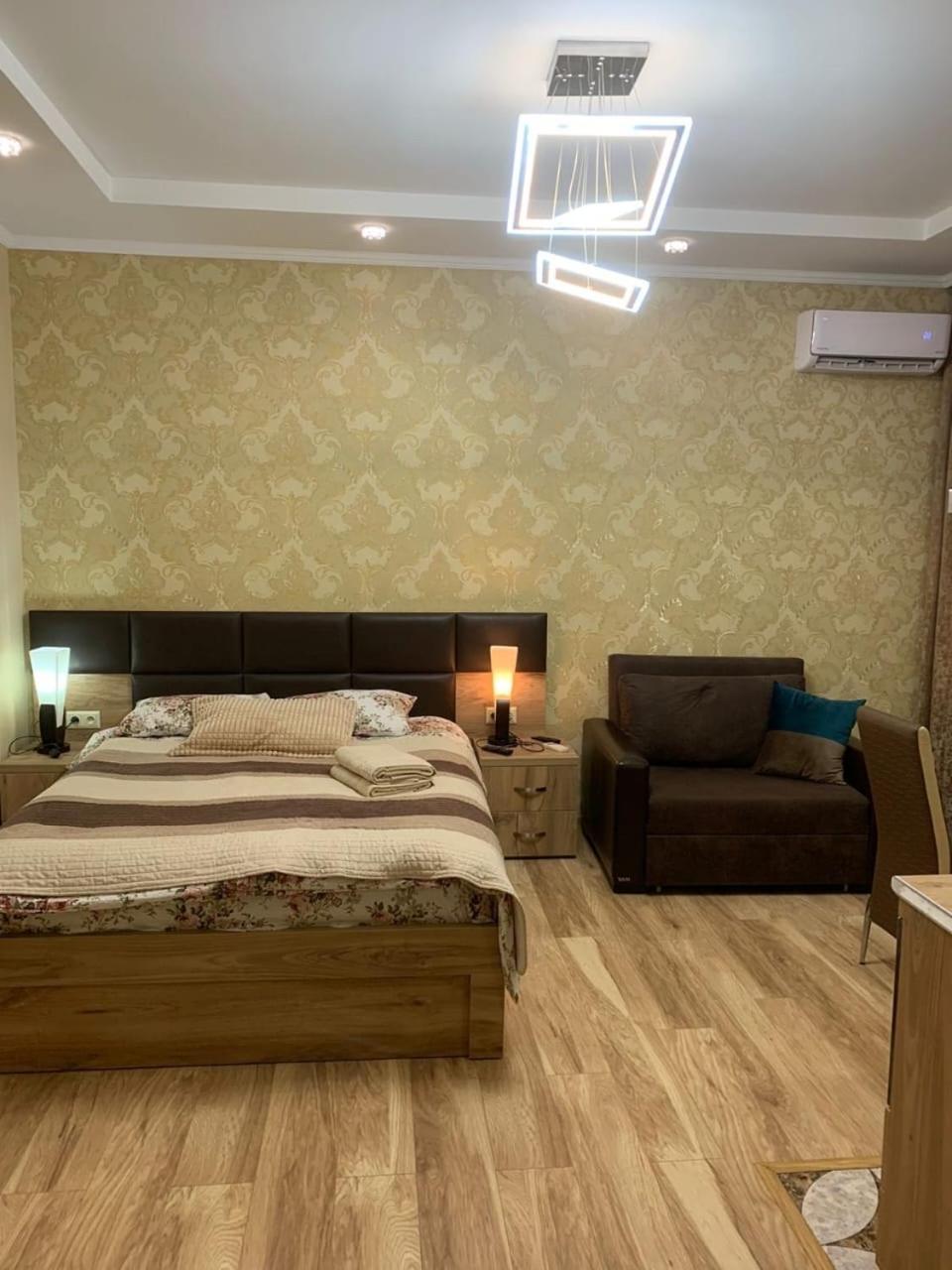 Beautiful Tbilisi On Meskhishvili Turn Apartment Ngoại thất bức ảnh