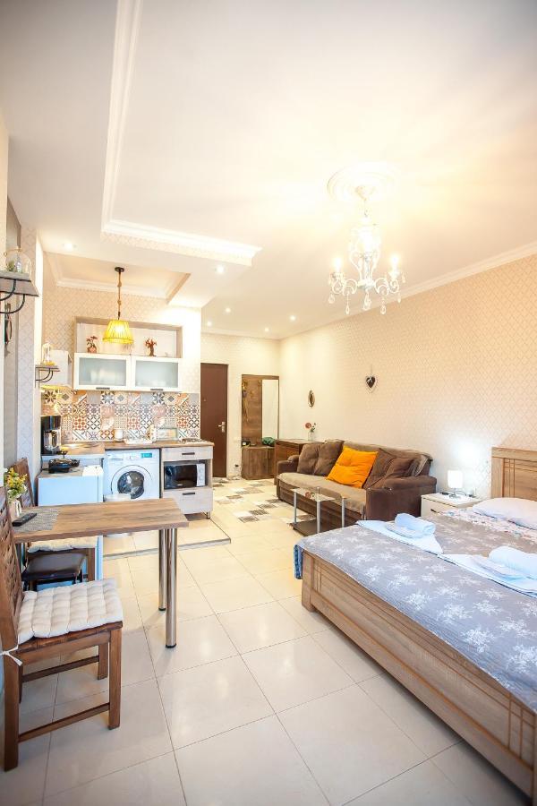 Beautiful Tbilisi On Meskhishvili Turn Apartment Ngoại thất bức ảnh